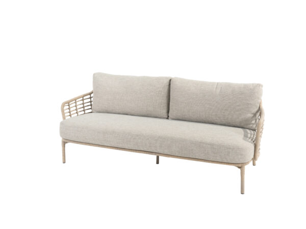 Como lounge bank