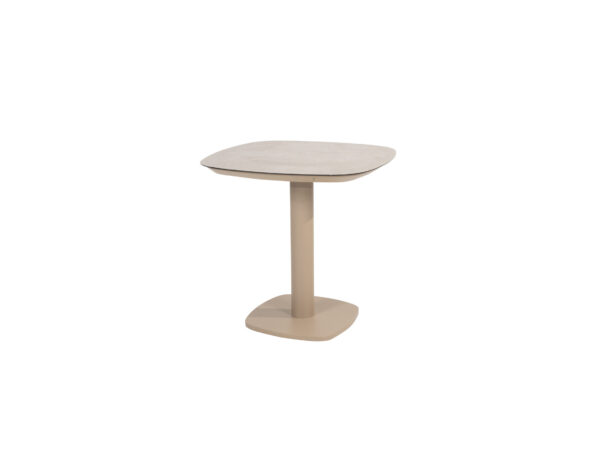 Manolo tuin tafel 75 Latte